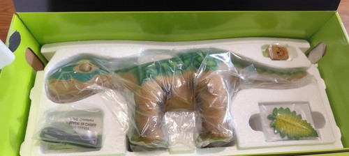 New unused box - unused,, pleo